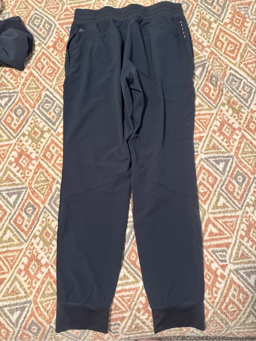 Barco One Scrub Set - Picture 2 of 6